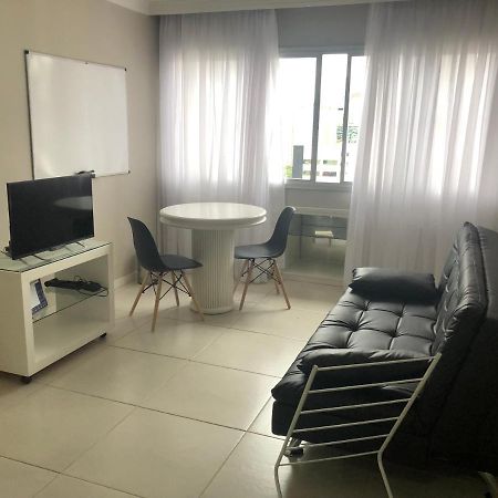 Апартаменты Apartamento Centro/Batel Куритиба Экстерьер фото